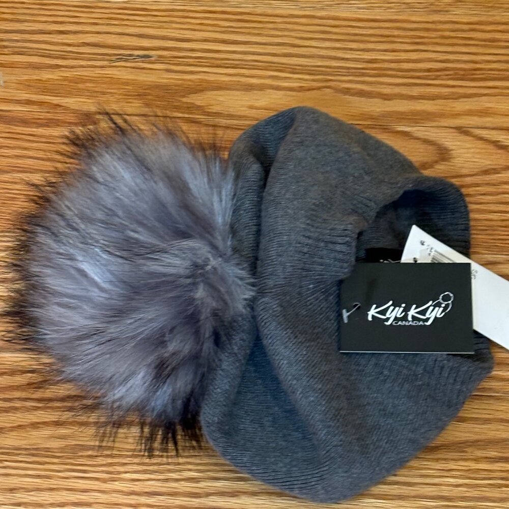 Kyi Kyi Cashmere Faux Fur Pom Pom Hat - Picture 3 of 6